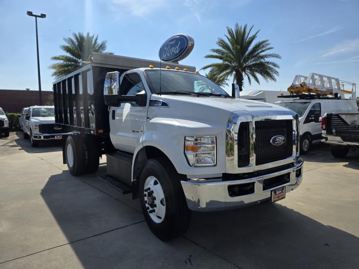 2026 Ford F-750-3