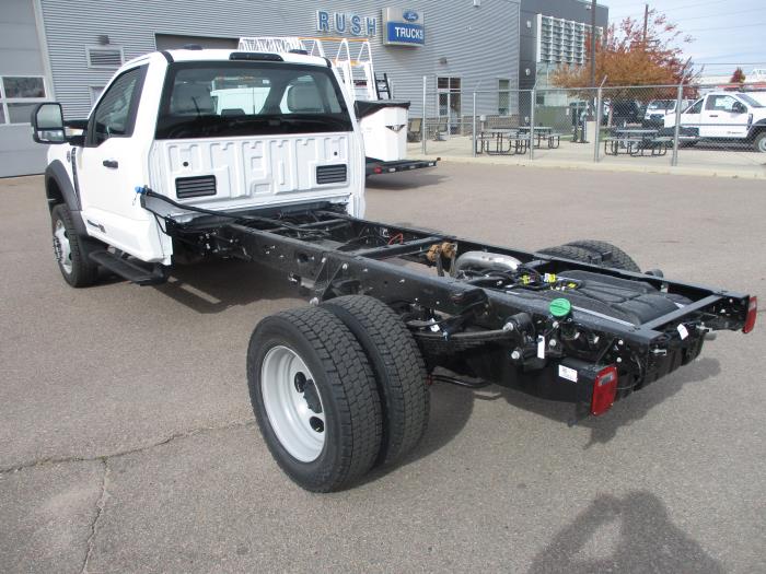 2026 Ford F-550-3