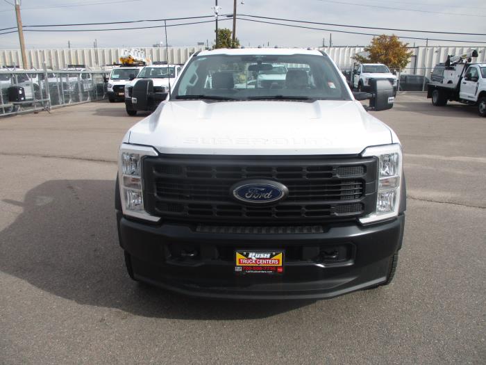 2026 Ford F-550-8