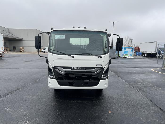 2025 Isuzu NPR-HD-2