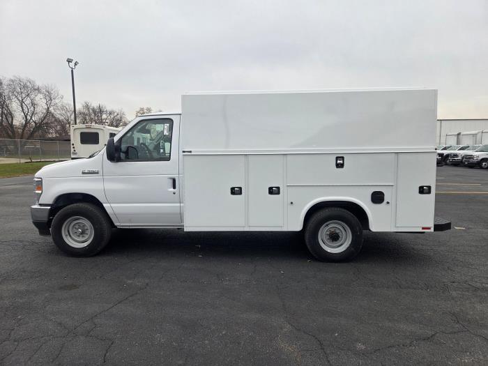 2026 Ford E-350-1