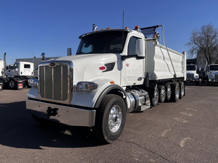 2026 Peterbilt 567-8
