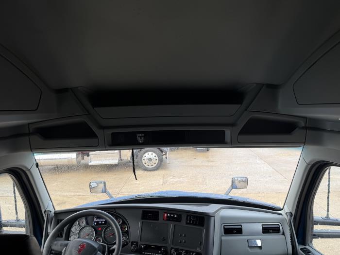 2022 Kenworth T680-15