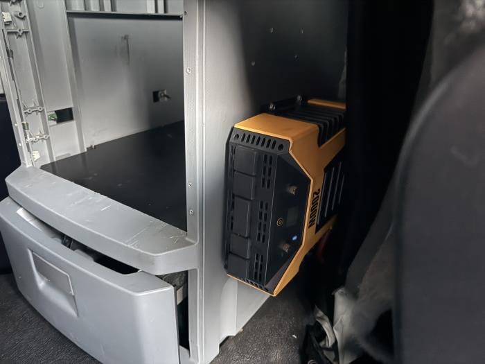 2022 Kenworth T680-4