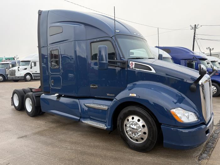 2022 Kenworth T680-2