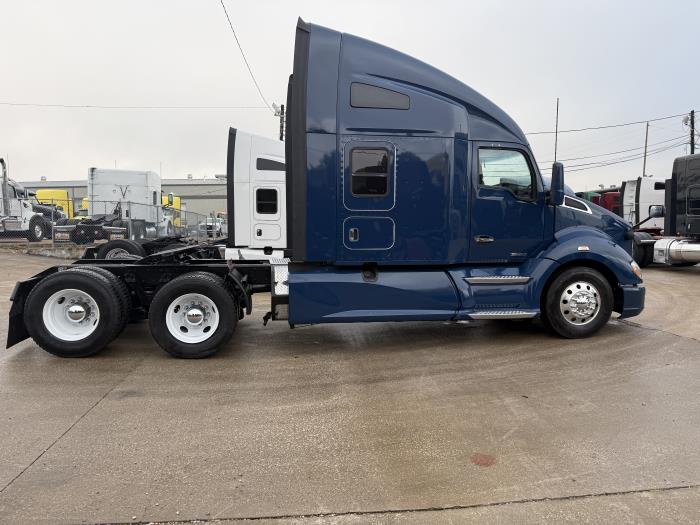 2022 Kenworth T680-47