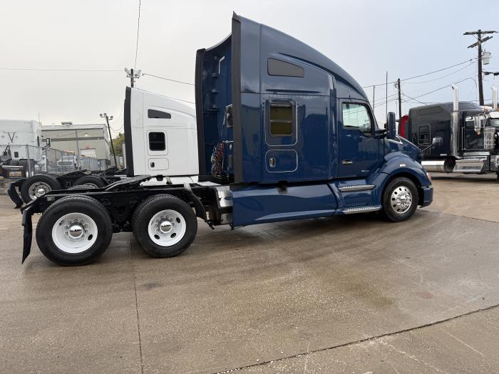 2022 Kenworth T680-48