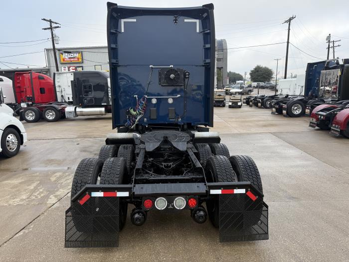 2022 Kenworth T680-51