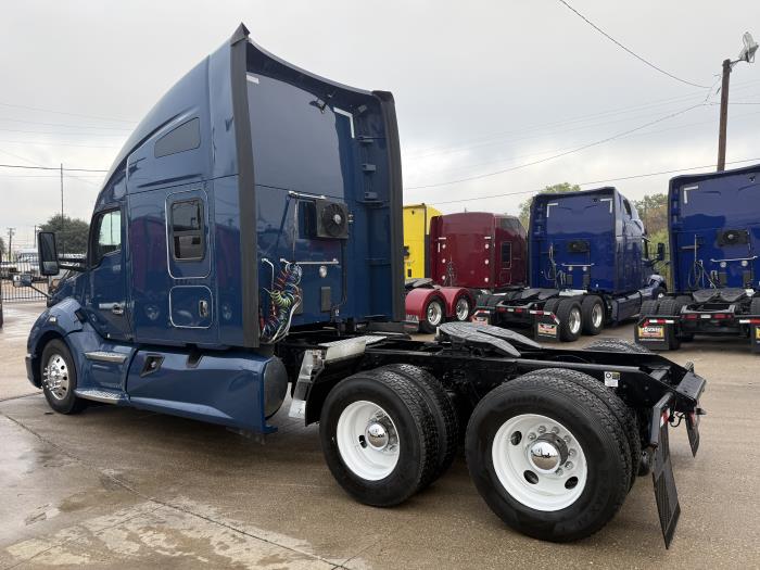 2022 Kenworth T680-54