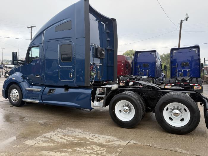 2022 Kenworth T680-55