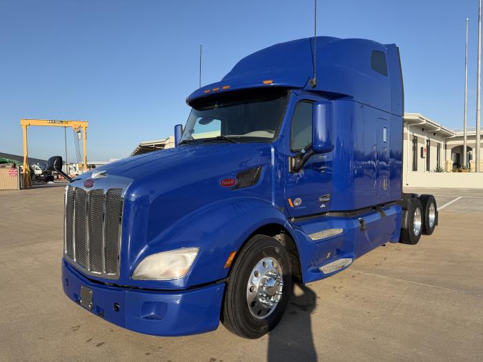2022 Peterbilt 579-1