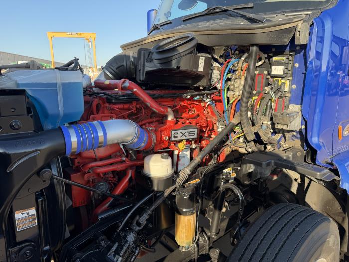 2022 Peterbilt 579-17