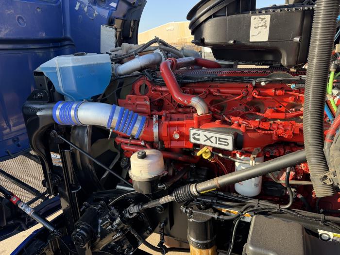 2022 Peterbilt 579-18