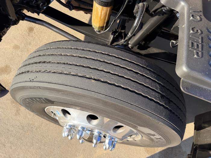 2022 Peterbilt 579-19