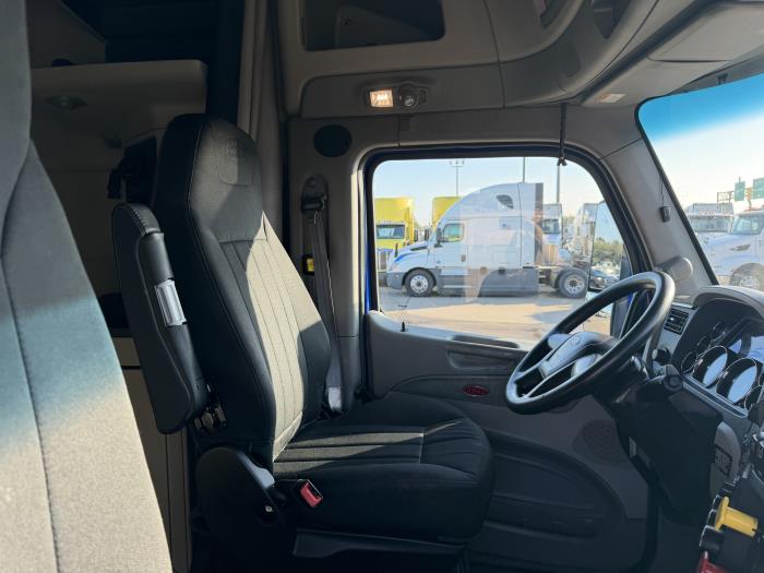 2022 Peterbilt 579-24