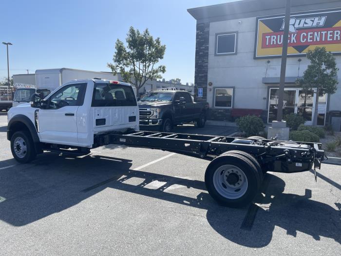 2026 Ford F-550-2