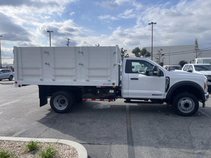 2026 Ford F-550-24