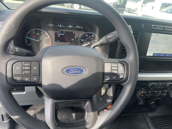 2026 Ford F-550-37