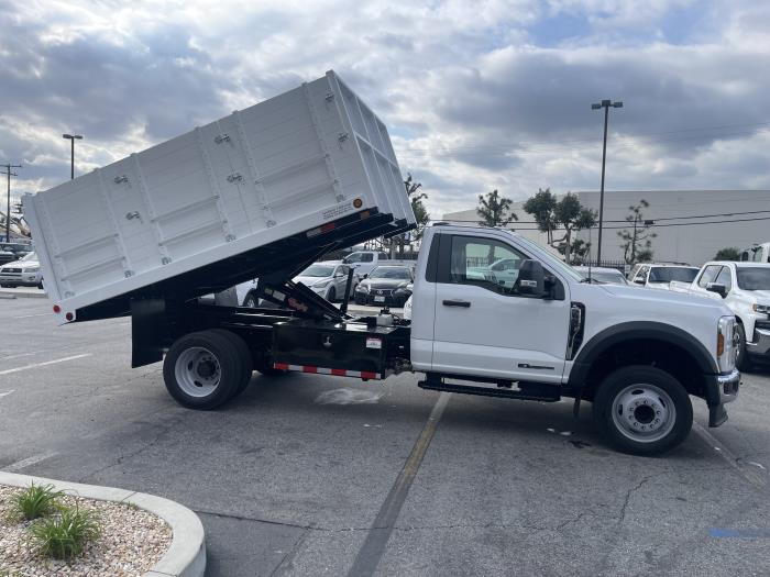 2026 Ford F-550-45