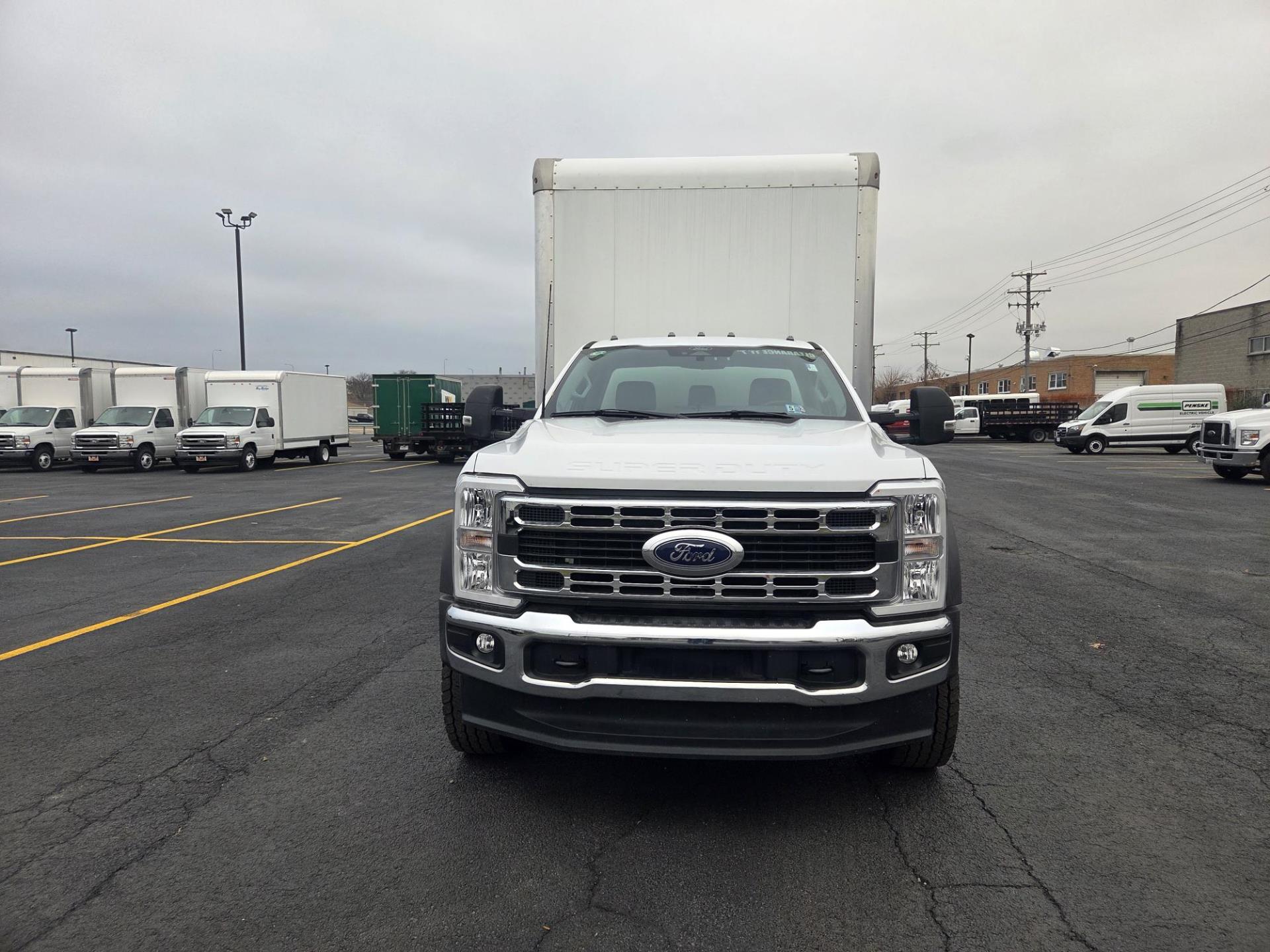 2024 Ford F-600 Regular Cab DRW 4x2 Box Truck for sale #1978793 - photo 4