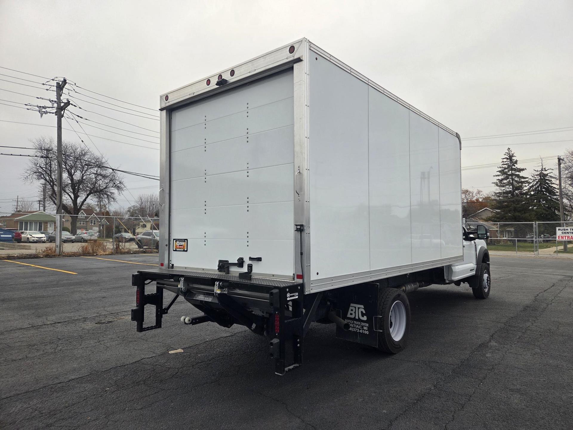 2024 Ford F-600 Regular Cab DRW 4x2 Box Truck for sale #1978793 - photo 7