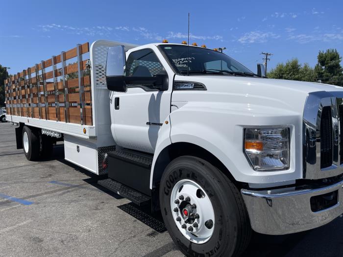 2026 Ford F-750-4
