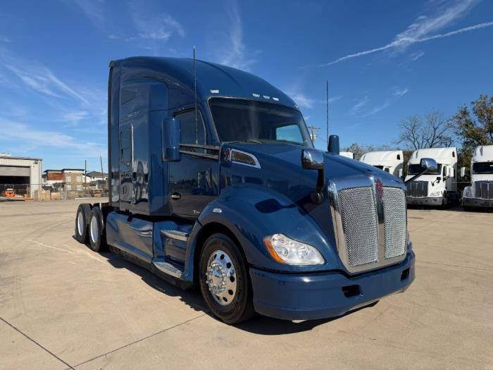 2022 Kenworth T680-3