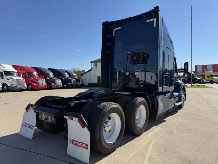 2022 Kenworth T680-5