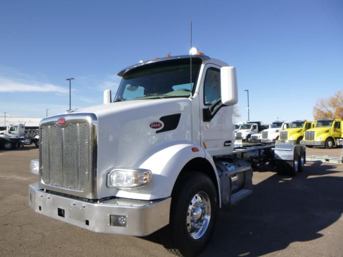 2018 Peterbilt 567-1