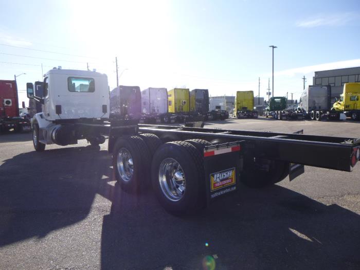 2018 Peterbilt 567-3