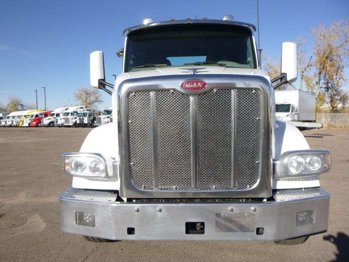 2018 Peterbilt 567-8