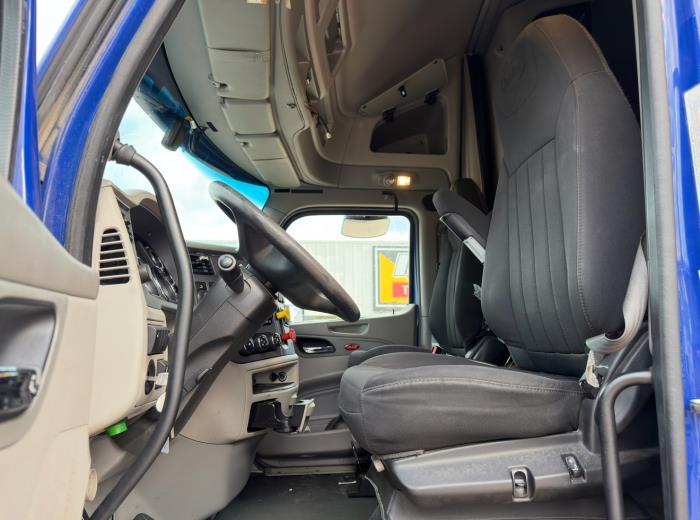 2022 Peterbilt 579-9