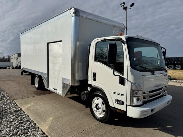 2025 Isuzu NPR-HD-2