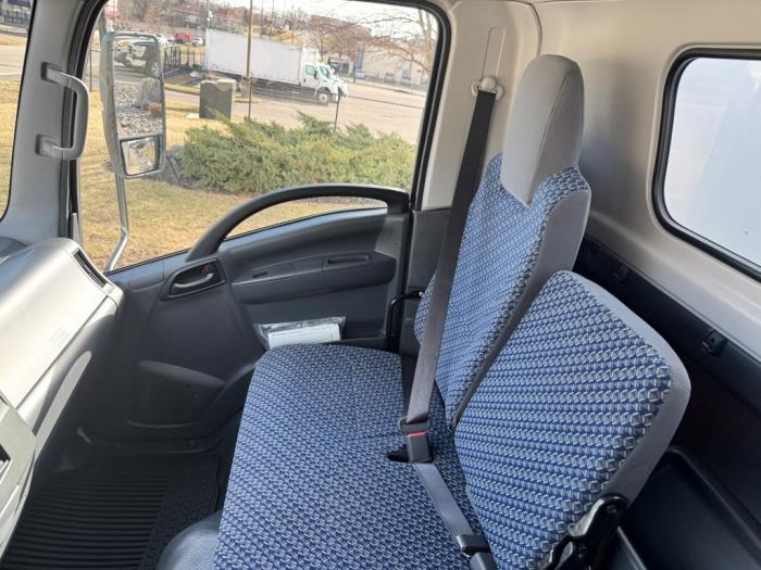 2025 Isuzu NPR-HD-16