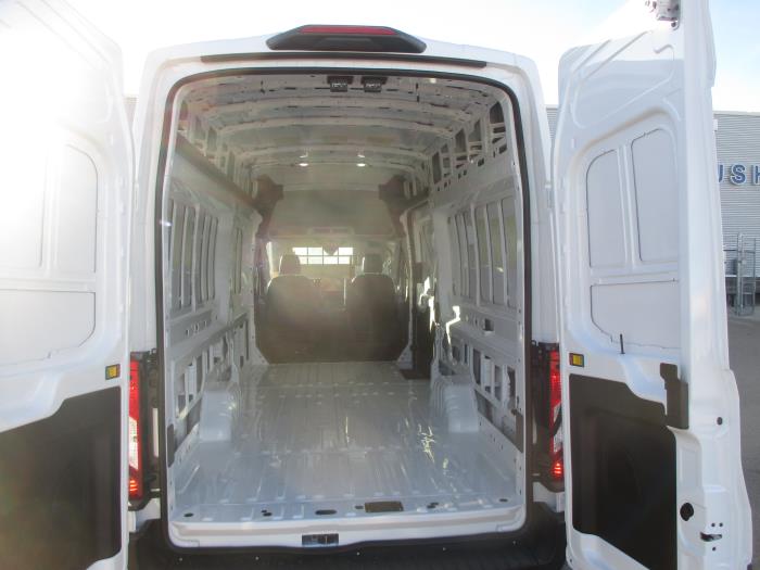 2026 Ford Transit-350-10