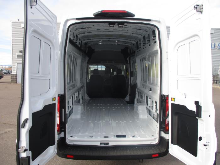 2026 Ford Transit-350-5