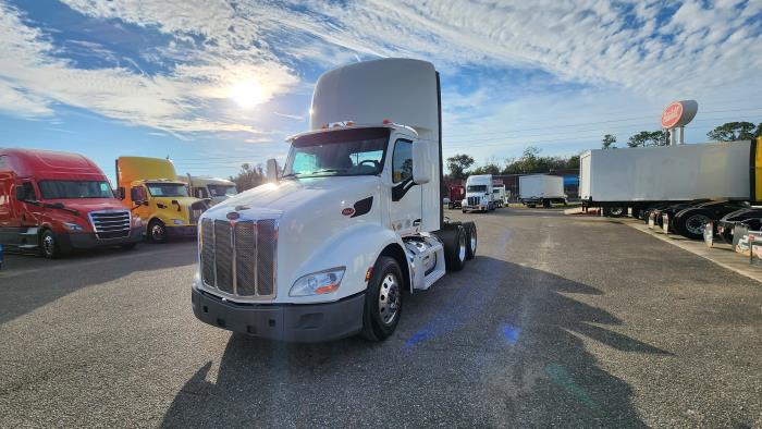 2020 Peterbilt 579-1