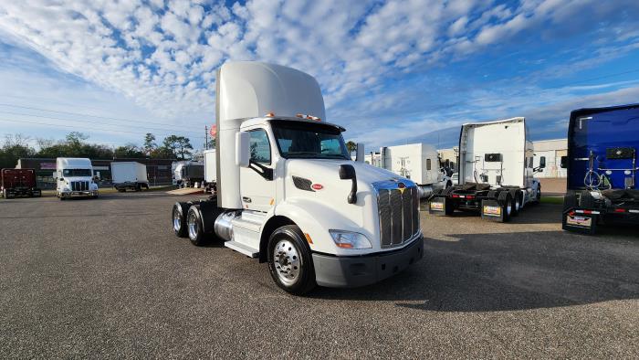 2020 Peterbilt 579-7