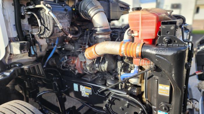 2020 Peterbilt 579-18