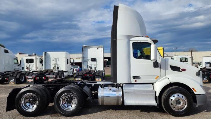 2020 Peterbilt 579-6
