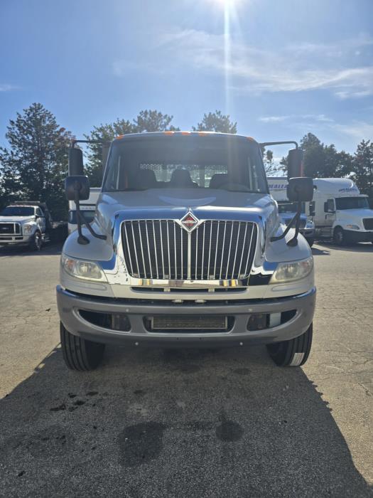 2017 International 4400-8