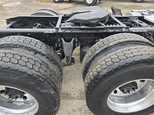 2020 International LT625-15