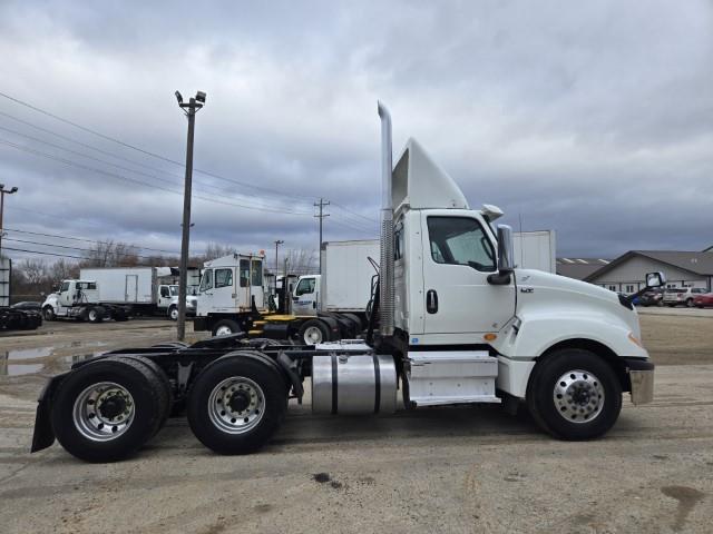2020 International LT625 LT photo 4