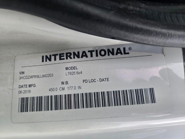 2020 International LT625-21