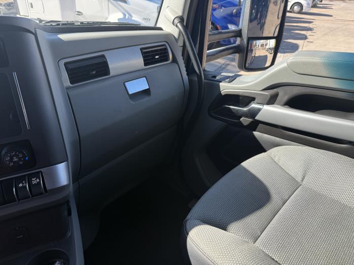 2022 Kenworth T680-7