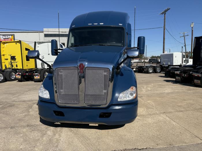 2022 Kenworth T680-18