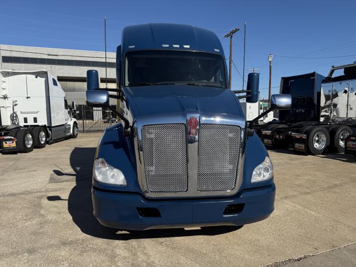 2022 Kenworth T680-19
