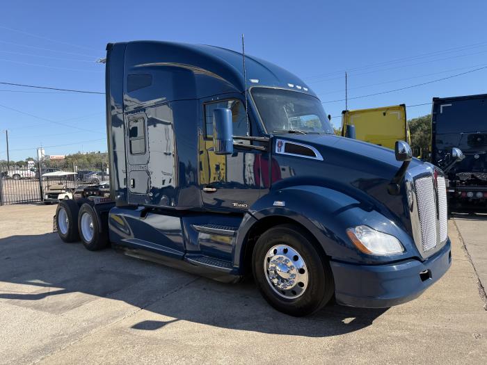 2022 Kenworth T680-2