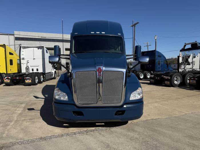 2022 Kenworth T680-21