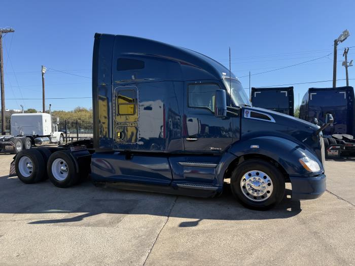 2022 Kenworth T680-23